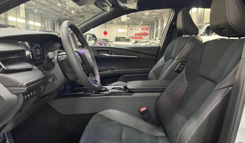 Toyota Camry, 2024 full