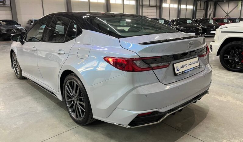 Toyota Camry, 2024 full