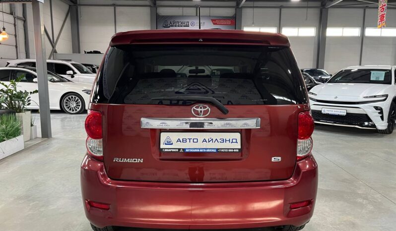 Toyota Corolla Rumion, 2009 full